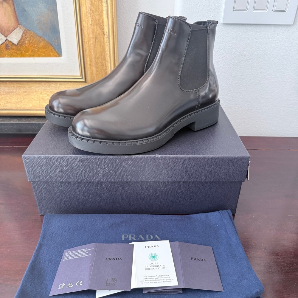 Prada 2TE168 Spazzolato Leather Chelsea Ankle Boots Mens Brown Lug Sole UK8.5‎